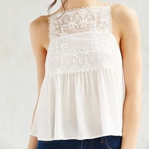 urban outfitters kimichi blue white lace tank top